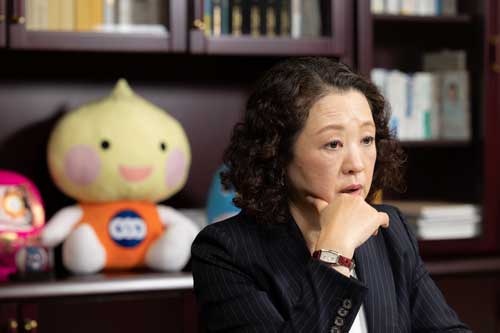 「非正規の方々や中小企業も巻き込んで賃上げの動きを後押しする」と話す連合の芳野会長(写真:的野 弘路)