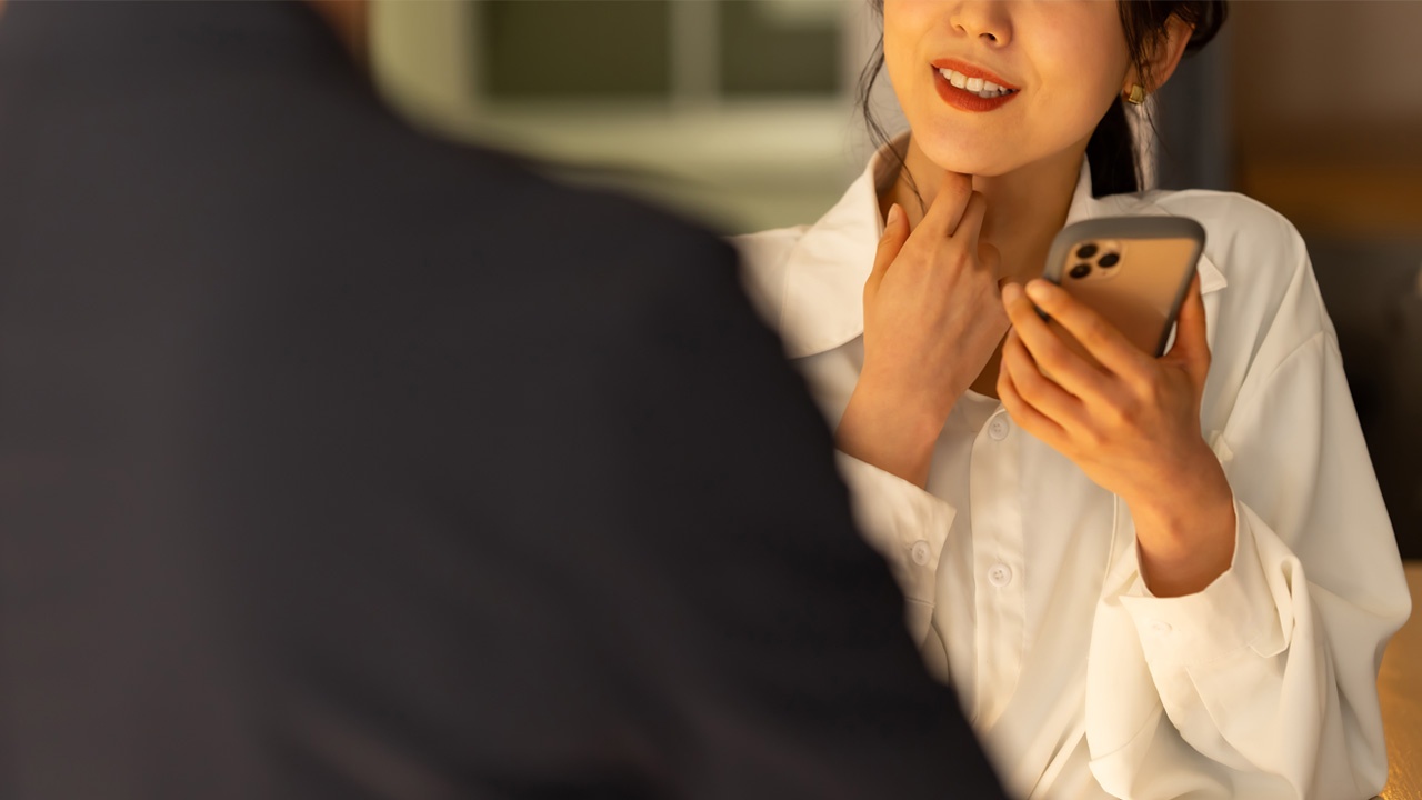 伊藤忠・NTTなど1100社超 企業向け恋愛マッチングアプリ広がる:日経ビジネス電子版