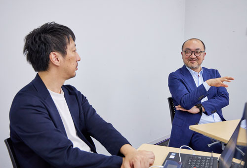 Unipos田中社長「事業戦略と人的資本投資はセットで開示すべし」：日経