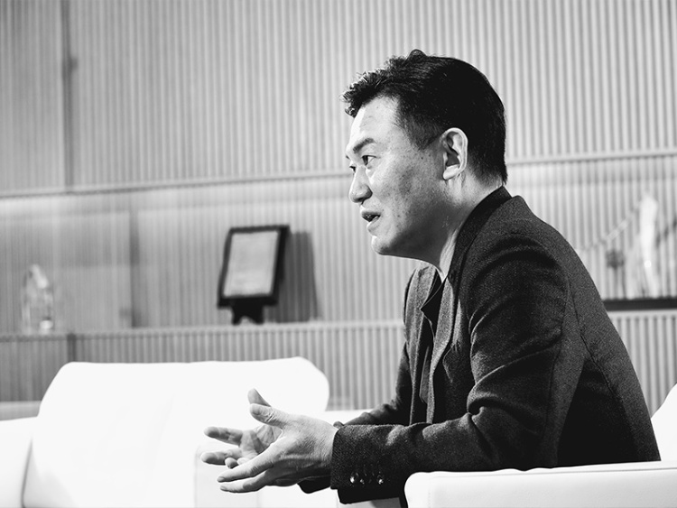 楽天 三木谷氏 あらがえぬならテクノロジーの先端にいよう 日経ビジネス電子版 楽天 三木谷氏 あらがえぬならテクノロジーの先端にいよう 日経ビジネス電子版