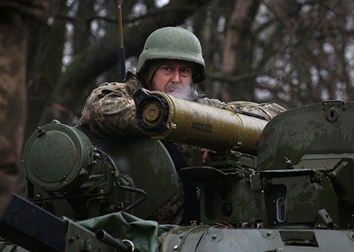 ウクライナでは激しい戦いが続いている（写真：AFP／アフロ）