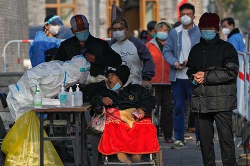中国では再び新型コロナウイルスの感染が拡大している（写真＝AP／アフロ）