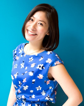 <span class="fontBold">末吉里花(すえよし りか)氏</span><br />慶應義塾大学総合政策学部卒。一般社団法人エシカル協会代表理事兼日本ユネスコ国内委員会広報大使。東京都消費生活対策審議会委員、日本エシカル推進協議会理事、日本サステナブル・ラベル協会理事なども務める。TBS系の情報番組『世界ふしぎ発見!』のミステリーハンターとして世界各地を旅した経験を持つ。