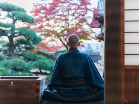 スティーブ・ジョブズもフィル・ナイトも日本の禅から大きな影響を受けてきた（写真：SAND555UG／shutterstock.com）