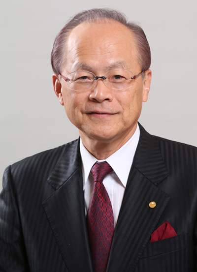 60代で起業、挑戦を続ける「謎の紳士」：日経ビジネス電子版