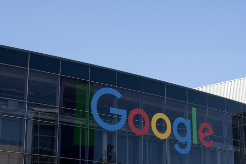 グーグルは2019年、量子超越性を発表した(写真:Tada Images/stock.adobe.com) グーグルは2019年、量子超越性を発表した(写真:Tada Images/stock.adobe.com)
