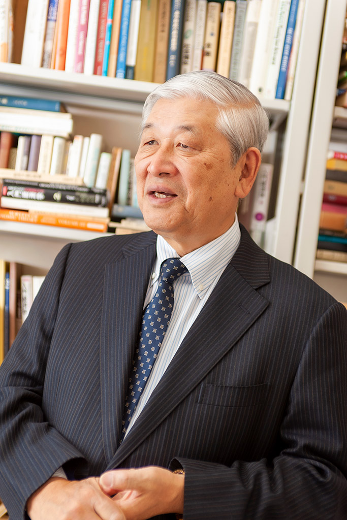 野口悠紀雄「賃金は上がらない」日本を覆う“諦めムード”の危険:日経ビジネス電子版