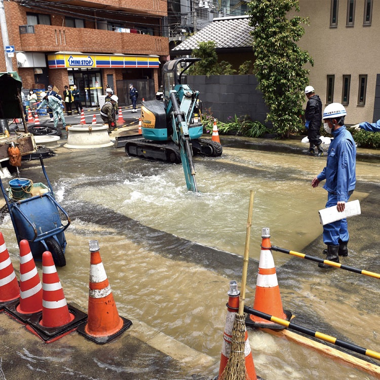 大阪市の苦悩、約4000億円でも水道管1800km工事の採算合わず