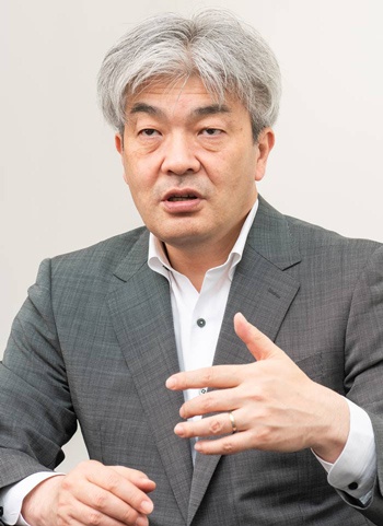 東京大学公共政策大学院教授