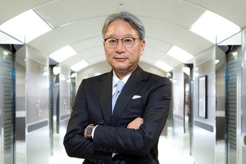 三部敏宏(みべ・としひろ)氏