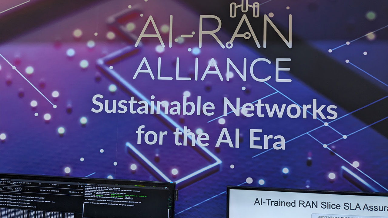 ソフトバンクはNVIDIAなどと新団体 AIが主役になったMWC：日経ビジネス電子版