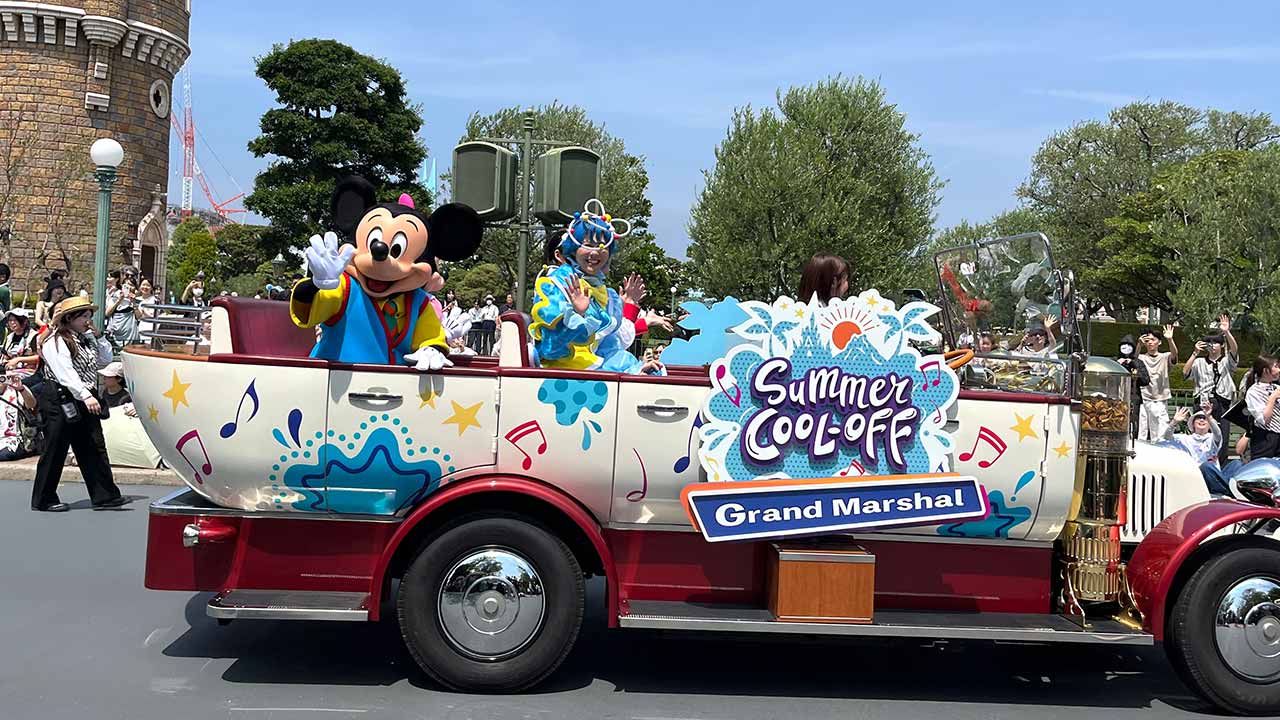 東京ディズニー、新エリア開業も猛暑で入園者数減 アプリ導入も「使え