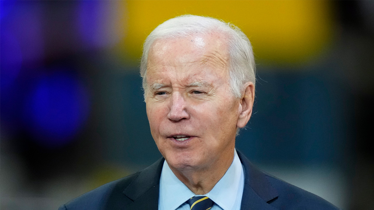 米積極財政、大統領選で増幅し円安の誘因にも ：日経ビジネス電子版