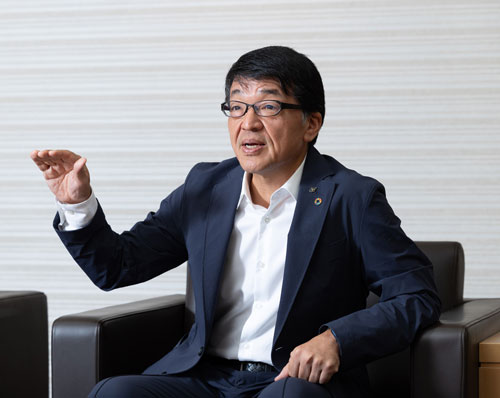 電池資源争奪戦 「採算より早さ」で独走する中国、奪われる日本 電池資源争奪戦 「採算より早さ」で独走する中国、奪われる日本