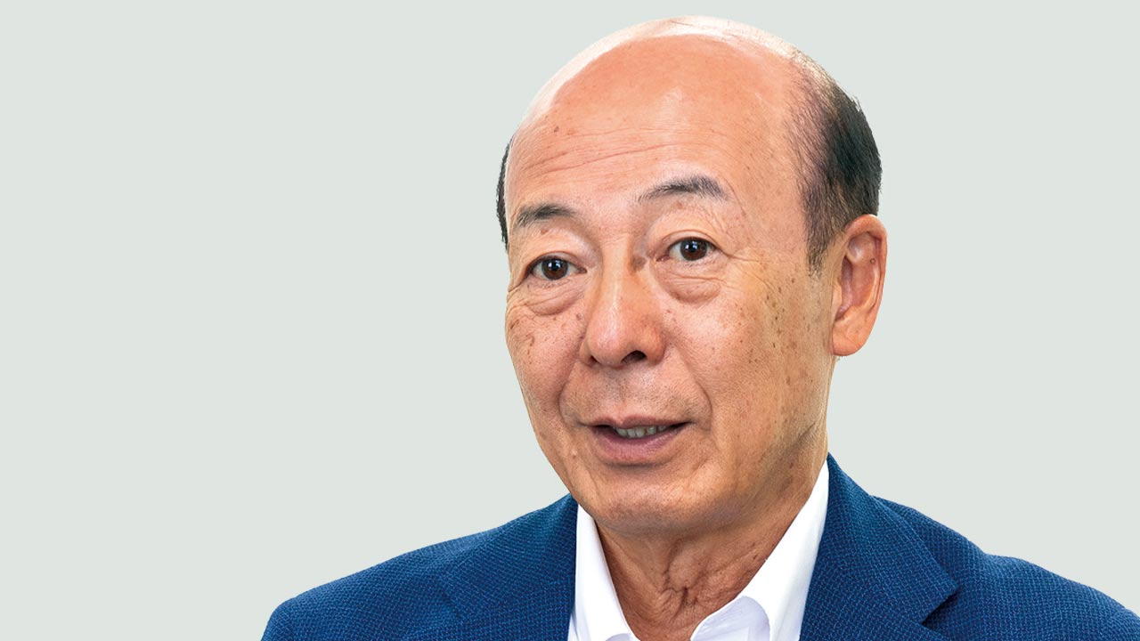 アシックス・廣田会長「どん底から社長直轄でスピード開発」：日経 