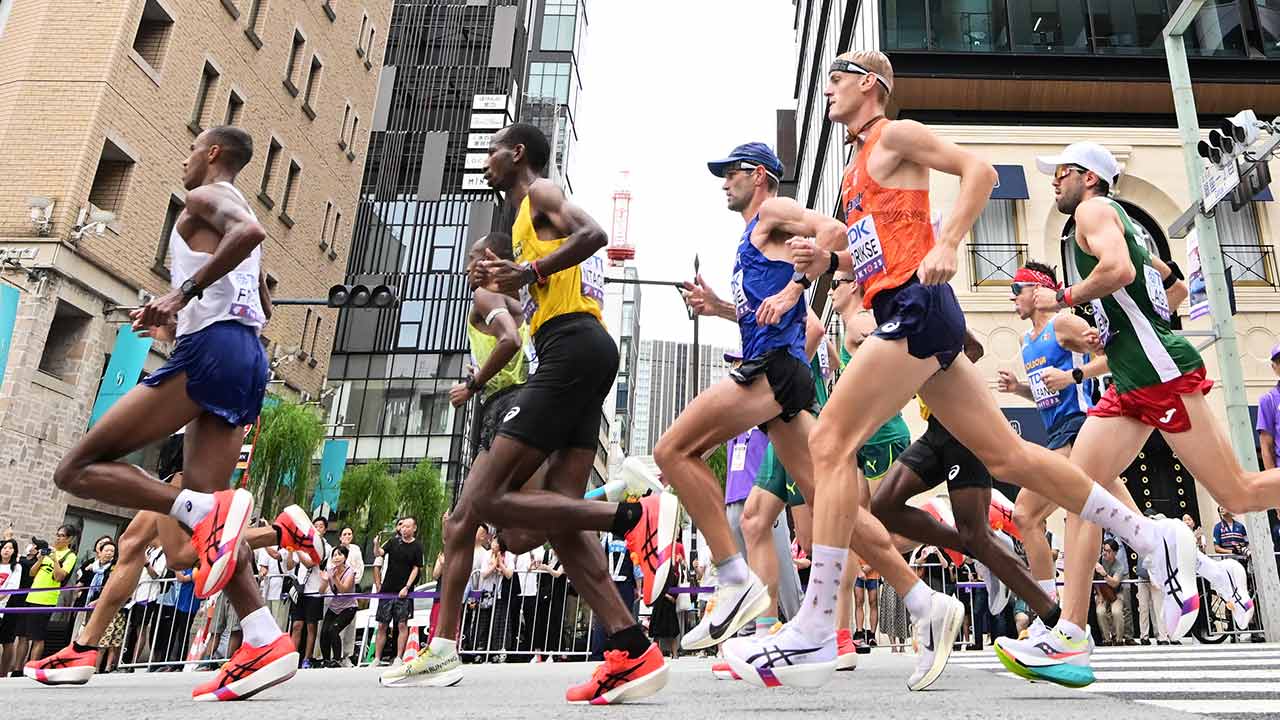 ASICS 世界陸上 アシックス、世界陸上で見せた復活劇 始まりは「負け」を認める覚悟