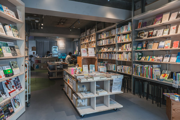 経営数字を公開して考える「わざわざ本屋さんに行く理由」：日経