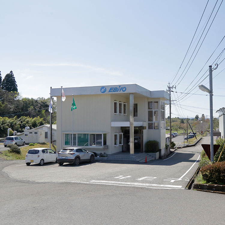 元ヤンキー社長が生んだ日本一のホワイト企業　子連れ出勤、15分単位有休導入