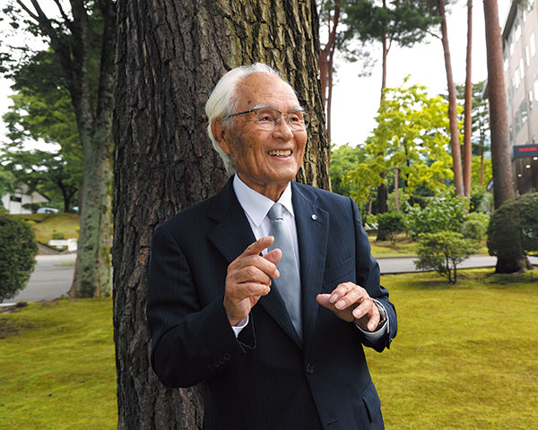 伊那食品工業株式会社　塚越寛会長　経営と人生を語る　DVD5枚 伊那食品工業株式会社 塚越寛会長 経営と人生を語る （DVD5