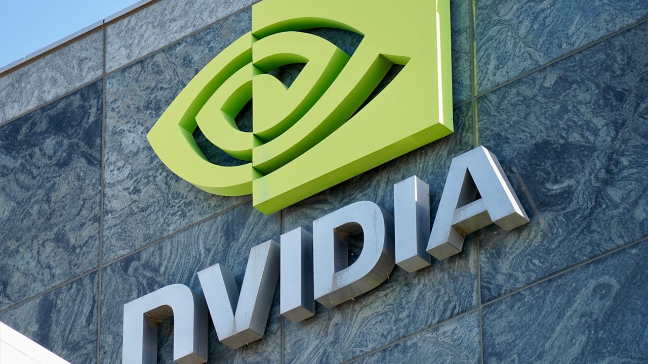 NVIDIA、エンジニアの年収4000万円 不振Intelから人材流入、独自調査で判明：日経ビジネス電子版