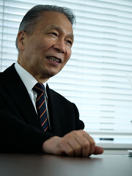 昭和100年の証言］2001年、量的緩和 1度はデフレ脱却も利上げで逆戻り