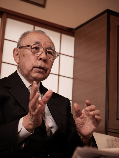 昭和100年の証言］1946年、新憲法 GHQは「自衛戦力の放棄」求め