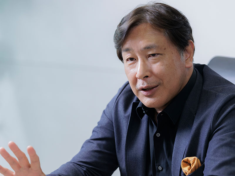 「役員が売りに行け、俺も行く」　富士通・時田社長と変えた「ゴルフ友達」営業