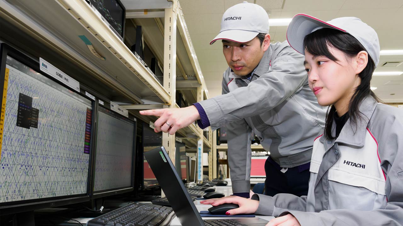 日立、「熟練の知恵」をAIに落とし込み 入社2年目の社員がベテラン並に