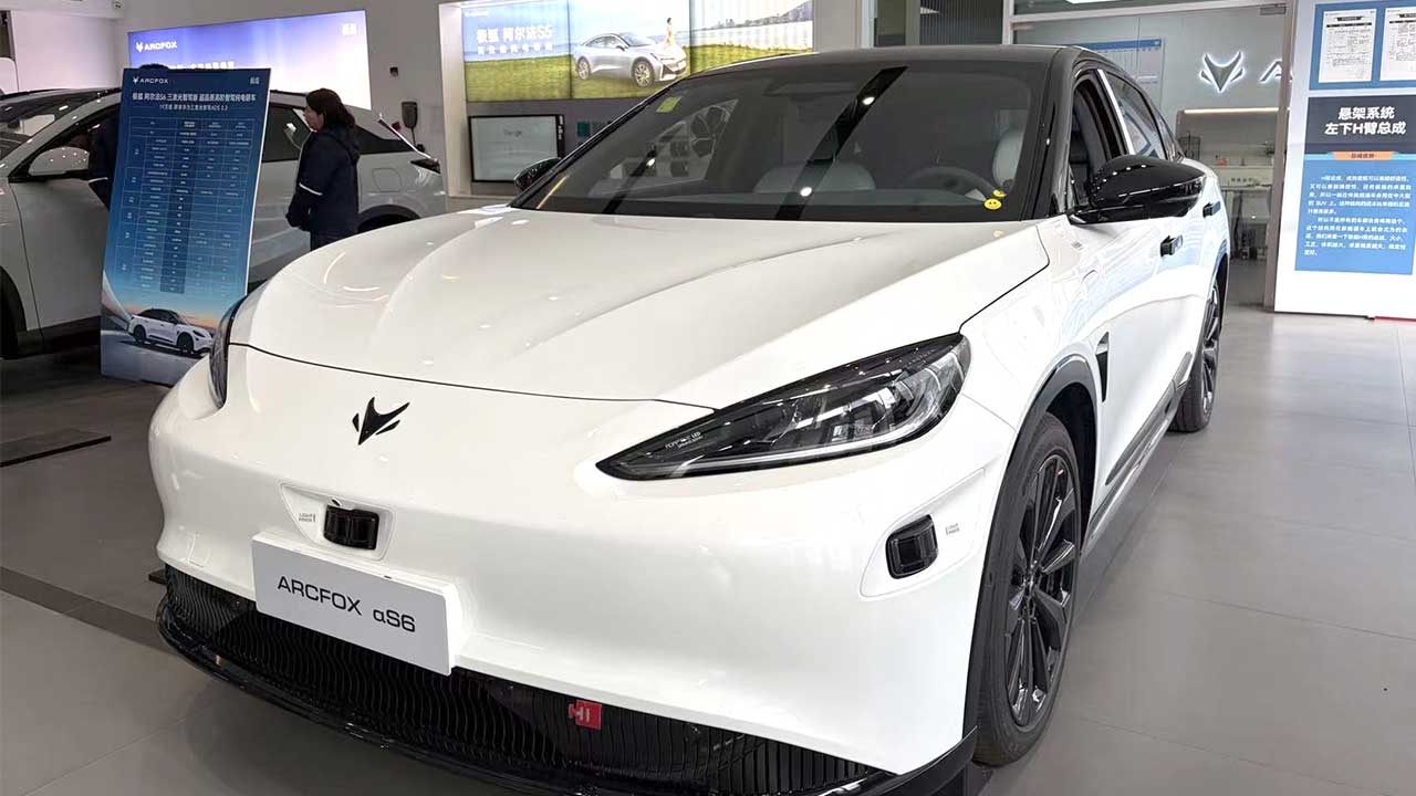 復活ファーウェイ、自動運転でトップレベル 中国「レベル3」車の黒子に 復活ファーウェイ、自動運転でトップレベル 中国「レベル3」車の黒子に