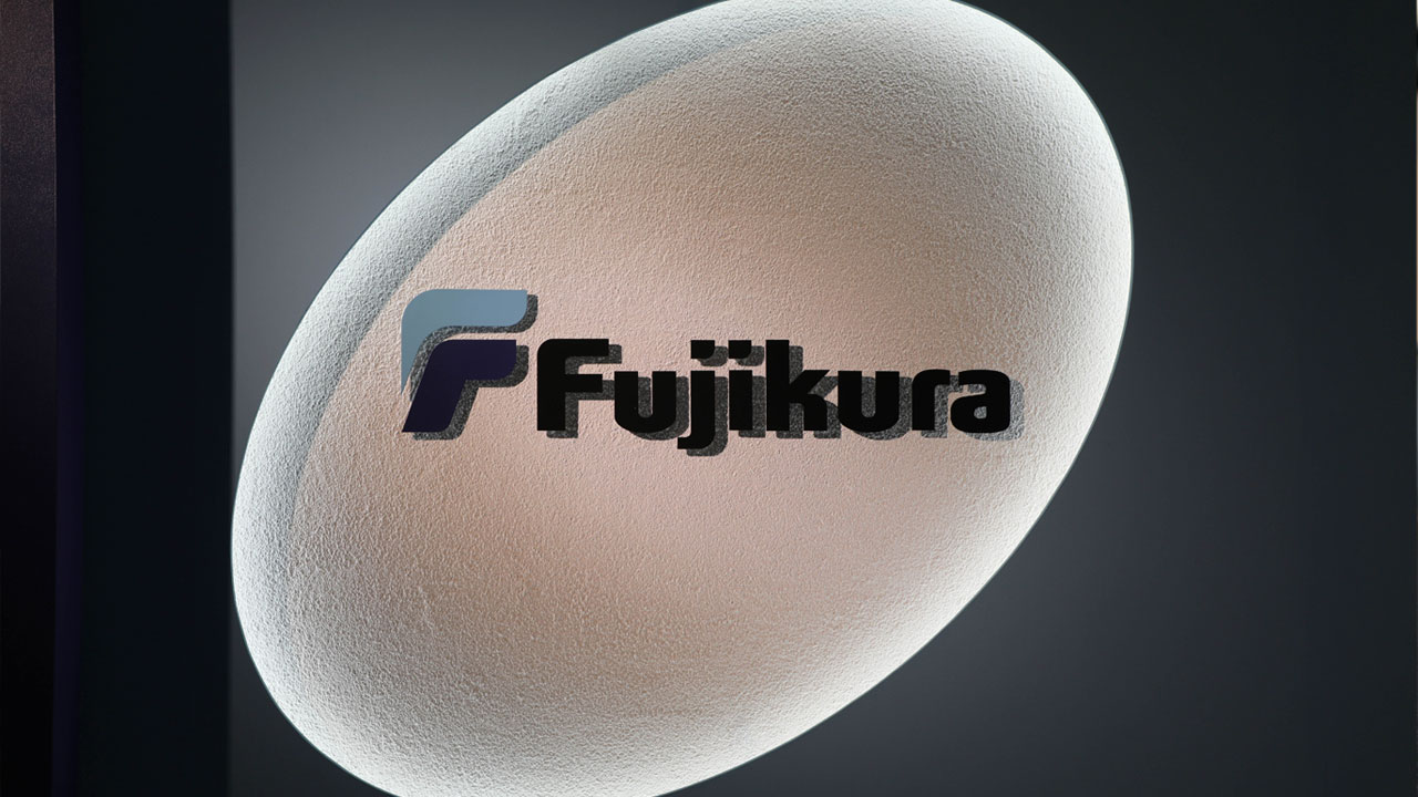 株価50倍フジクラの財務徹底分析 粗利益率の改善、競合2社を圧倒：日経