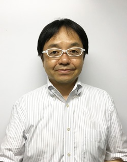 <b>野辺 継男氏(のべ・つぐお)氏</b><br> 1983年早稲田大学 理工学部 応用物理学科卒業、日本電気入社。パソコン事業に関連した海外事業、国内製品技術、及びソリューション事業関連で国内外の各種プロジェクト立ち上げ(放送関連や各種インターネット利用技術等に関する商品企画及び新事業開拓)。88年ハーバード大学 ビジネススクール留学、同大学 PIRPフェロー。2000年同社退職後、オンラインゲーム会社立ち上げを含む複数ベンチャーを立ち上げ、CEO歴任。04年日産自動車入社。チーフサービスアークテクト兼プログラム・ダイレクターを経て、12年同社を退社し、インテル入社。名古屋大学 COI 未来社会創造機構 客員准教授も務める。