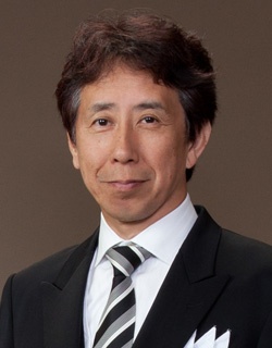<b>川人 光男(かわと・みつお)氏 </b><br />国際電気通信基礎技術研究所(ATR)脳情報通信総合研究所 所長・ATRフェロー。1976年東京大学理学部物理学科卒業。1981年大阪大学大学院博士課程修了。工学博士。2003年ATR脳情報研究所所長、2004年ATRフェロー。2010年ATR脳情報通信総合研究所所長。2013年よりAMED脳プロBMI技術精神・神経疾患等の治療グループリーダー、2014年内閣府ImPACTプログラム“脳情報の可視化と制御”携帯型BMI領域統括技術責任者、2016年理研AIPセンター特任顧問を兼任。