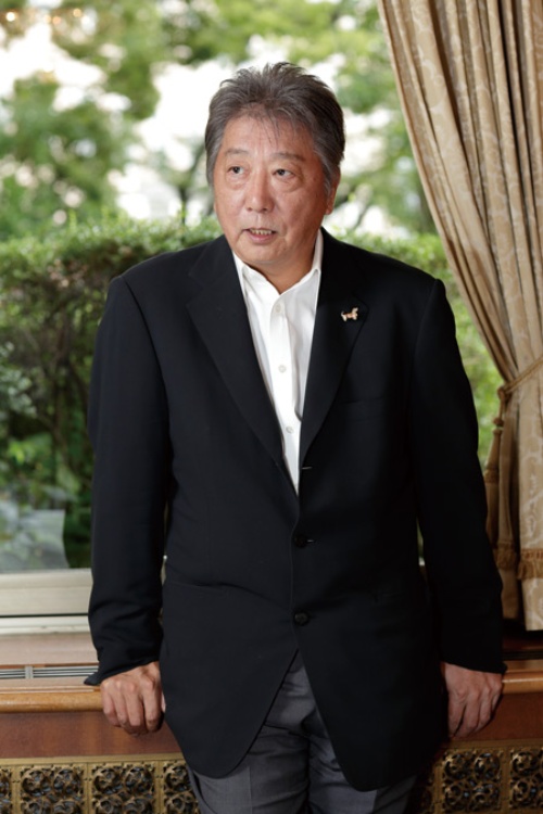 伊集院静氏 流儀が人と会社を育てる 日経ビジネス電子版 伊集院静氏 流儀が人と会社を育てる 日経ビジネス電子版