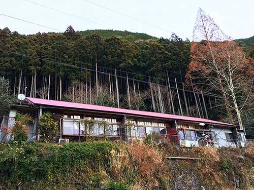 -山奥ニートの共同生活