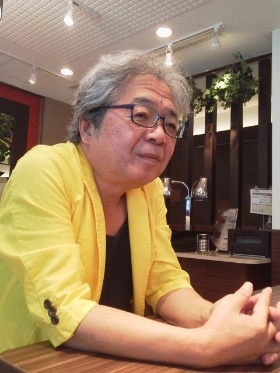世川行介氏。郵便局長からホームレスに転落、どん底から歴史小説家として復活した