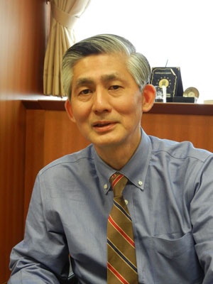 <b>樋口 晴彦(ひぐち・はるひこ)氏</b><br/>警察大学校警察政策研究センター教授。1961年、広島県生まれ。東京大学経済学部卒業後、上級職として警察庁に勤務。現在、警察大学校教授として、危機管理・リスク管理分野を担当。企業不祥事研究の第一人者。米国ダートマス大学MBA、博士(政策研究)。近著に『なぜ、企業は不祥事を繰り返すのか』(日刊工業新聞社)、『悪魔は細部に宿る ―危機管理の落とし穴』(祥伝社)など。