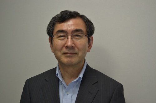 <b>櫨 浩一(はじ・こういち)</b><br /> 東京大学理学部卒。同大学大学院理学系研究科修士課程修了。81年経済企画庁(現内閣府)入庁。92年ニッセイ基礎研究所、12年より現職。61歳、専門は経済政策。<br /> 主な著書に「日本経済の呪縛:日本を惑わす金融資産という幻想」。