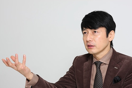 <b>くまがい・まさとし</b><br />1963年長野県生まれ。91年ボイスメディア(現GMOインターネット)を設立、95年からインターネット事業を開始し、99年に独立系インターネットベンチャーとして国内で初めて株式を店頭公開する。2005年、東証1部に市場変更。同年、米ニューズウィーク社「SuperCEOs(世界の革新的な経営者10人)」受賞。著書に『一冊の手帳で夢は必ずかなう』(かんき出版)など(人物写真:柚木裕司)