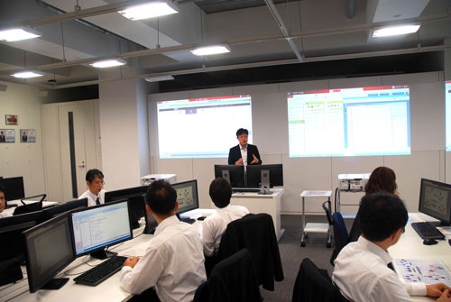 大日本印刷のビル内に設置された「サイバーナレッジアカデミー」