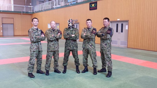 今回お世話になった自衛隊体育学校、武道・格闘班のみなさま。一騎当千の強者揃いです。