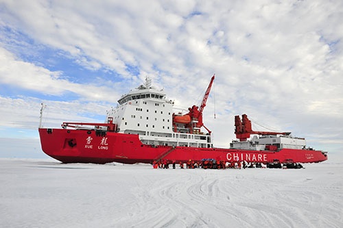 中国の北極科学調査隊は｢長期観測基地｣を建設、着々と地歩を固めている（写真：新華社/アフロ、2010年8月19日撮影）