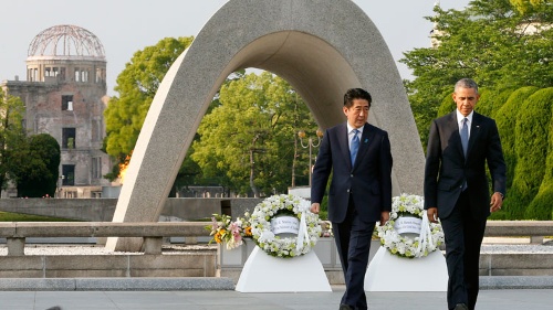 歴史を乗り越えようとする日米に、中国は焦りを募らせる（写真：代表撮影/AP/アフロ）