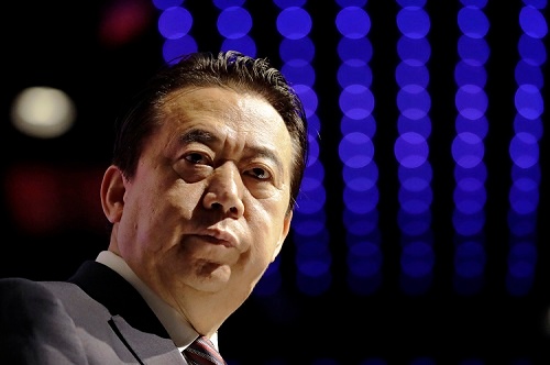 中国で忽然と姿を消した孟氏=2017年7月シンガポールで撮影(写真:AP/アフロ)