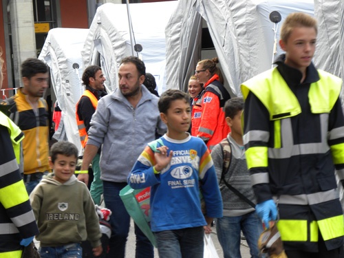 ドイツには去年約100万人のシリア難民が到着した。この国ではメルケル首相の難民対策について批判が強まっている。（撮影：福田直子）