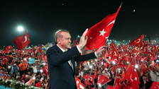 トルコの弾圧の嵐はEU難民合意を崩壊させるか？