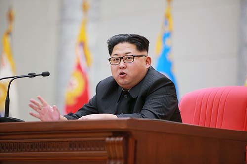 核武装を着々と進め、その力を誇示する北朝鮮の金正恩（キムジョンウン）朝鮮労働党委員長。9月9日には5回目の核実験の情報が東京市場などに伝わったが、おおむね冷静に受け止められた。（写真：KCNA/新華社/アフロ）