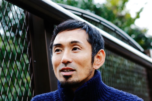 1978年広島県生まれ。陸上トラック種目の世界大会で日本人として初のメダル獲得者。男子400メートルハードルの日本記録保持者(2014年10月現在)。2001年エドモントン世界選手権および2005年ヘルシンキ世界選手権において、男子400メートルハードルで銅メダル。シドニー、アテネ、北京と3度のオリンピックに出場。2003年、プロに転向。2012年、25年間の現役生活から引退。現在は一般社団法人アスリートソサエティ(2010年設立)、為末大学(2012年開講)、Xiborg(2014年設立)などを通じ、スポーツ、社会、教育、研究に関する活動を幅広く行っている(撮影:竹井 俊晴、ほかも同じ)