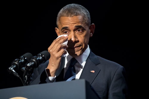 シカゴでの最後の演説に臨んだオバマ大統領（写真：The New York Times/アフロ）