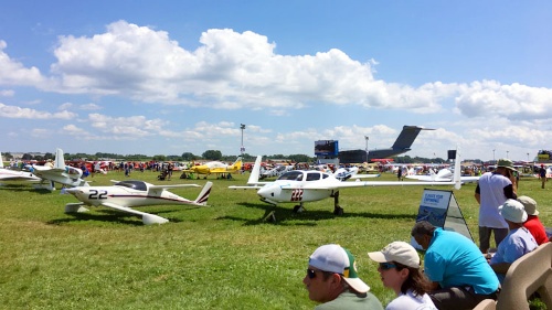 オスプレイの設計は見事 そして鳥人間の罠 日経ビジネス電子版 オスプレイの設計は見事 そして鳥人間の罠 日経ビジネス電子版