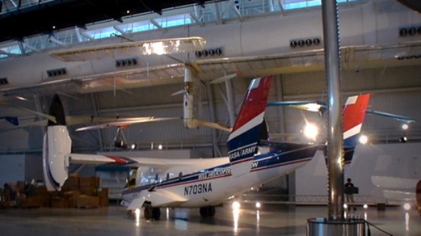 オスプレイの設計は見事 そして鳥人間の罠 3ページ目 日経ビジネス電子版 オスプレイの設計は見事 そして鳥人間の罠 3ページ目 日経ビジネス電子版